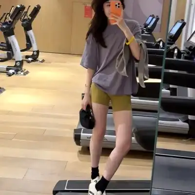 贾梓